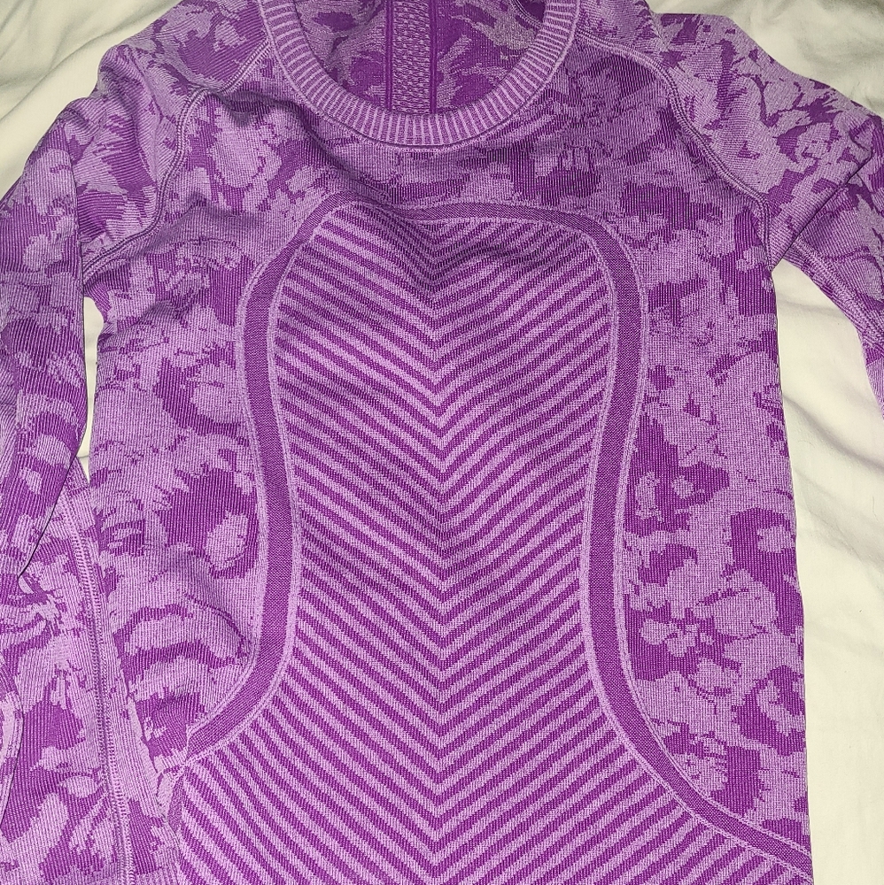 Lululemon Purple knit long sleeve top RUNS SMALL